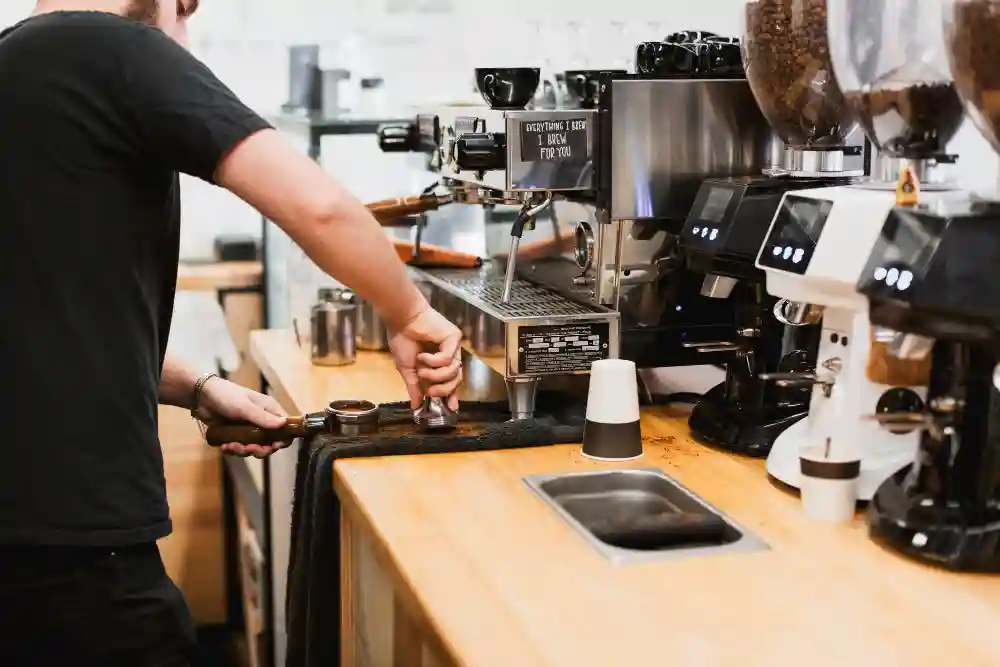Memilih Lokasi Strategis untuk Warung Kopi: Kunci Sukses Bisnis Kopi